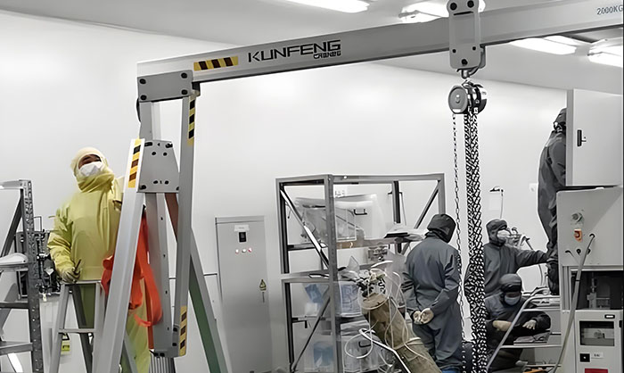 Foldable aluminum alloy mobile gantry